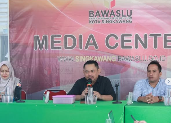 Bawaslu Kalbar Gelar Rapat Penyusunan Laporan Akhir Pengawasan Pemilu 2024