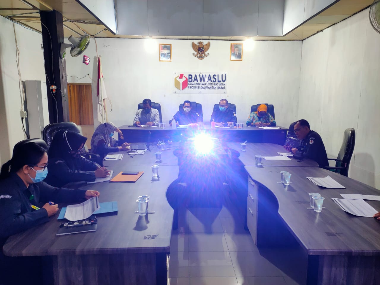 Rapat Koordinasi Internal PPID Bawaslu kalbar