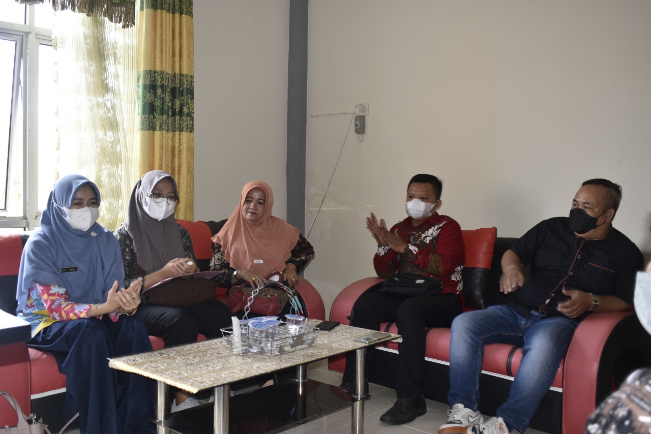 Maksimalkan Lingkup Pengawasan, Bawaslu Kalbar Bahas Kerjasama Dengan DPM Pemdes Sanggau