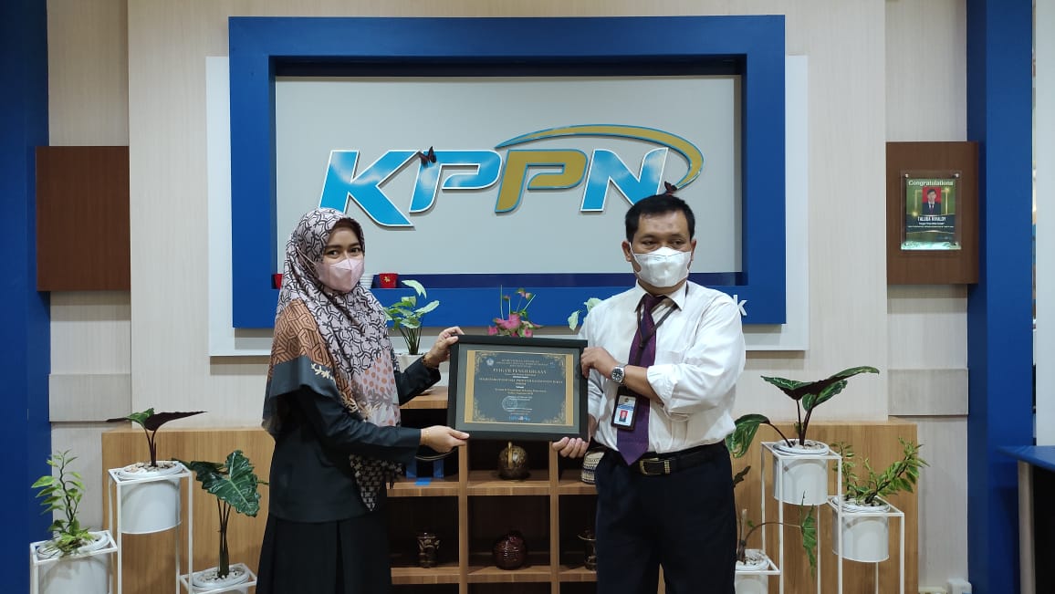 Bawaslu Provinsi Kalimantan Barat Raih 2 Penghargaan Sekaligus Dari KPPN Pontianak