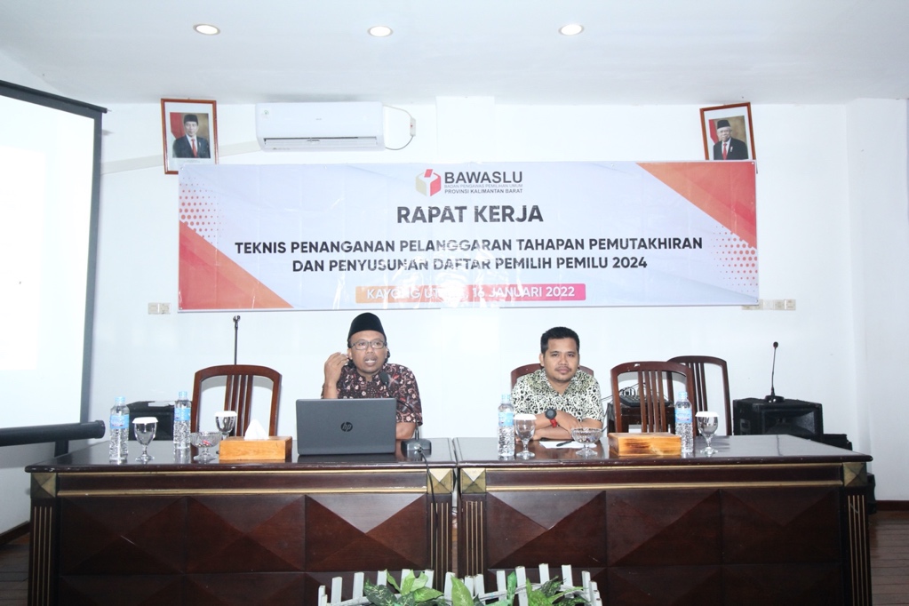 BAWASLU PROVINSI KALIMANTAN BARAT INGATAN KEPALA DESA KARENA SANGAT RAWAN LAKUKAN PIDANA PEMILU