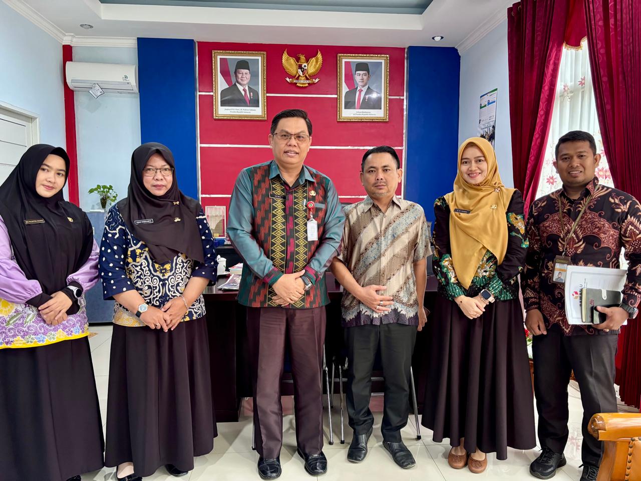 Bawaslu Provinsi Kalimantan Barat melakukan koordinasi dengan Dinas Perpustakaan dan Kearsipan Provinsi Kalimantan Barat