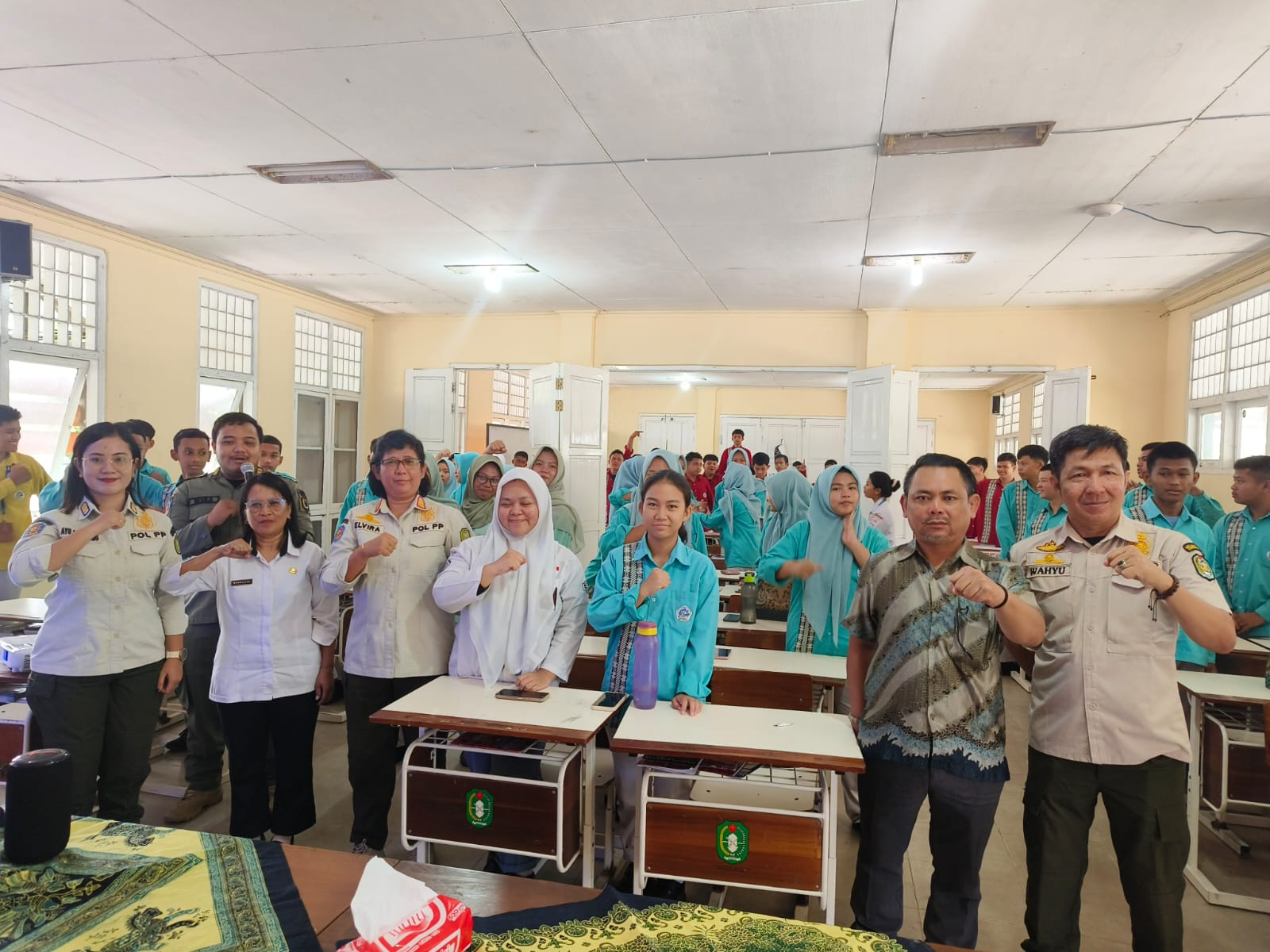 Bawaslu Kalbar Ajak Siswa SMKN 7 Pontianak Jadi Mata dan Telinga Pengawasan Pemilu