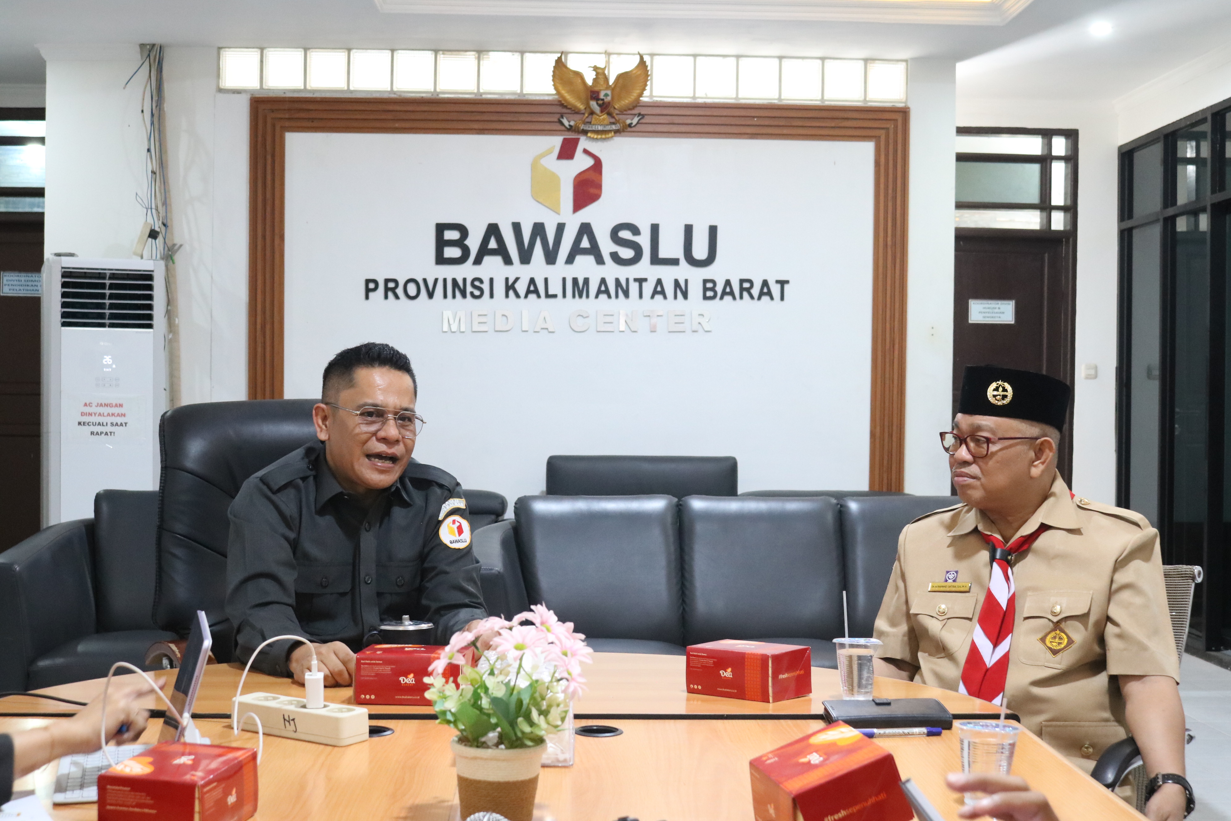 Audiensi Bawaslu Kalbar dan Kwarda Kalbar