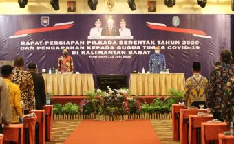 MENDAGRI CEK KESIAPAN PILKADA DAN BERI ARAHAN GUGUS TUGAS COVID-19 PADA KUNJUNGAN KERJA DI KALBAR