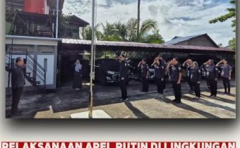 PELAKSANAAN APEL RUTIN DILINGKUNGAN BAWASLU KALIMANTAN BARAT, NASORI BANGUN BANGUN DISIPLIN PERKUAT SINERGI