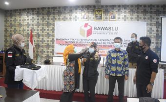 Bapak dan Ibu PKD perlu tahu bahwa tugas kita dijamin undang-undang, jadi jangan gentar.