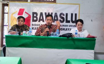 Riza Kunjungan Kerja Bawaslu Kalbar ke Bawaslu Bengkayang