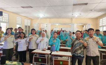 Bawaslu Kalbar Ajak Siswa SMKN 7 Pontianak Jadi Mata dan Telinga Pengawasan Pemilu